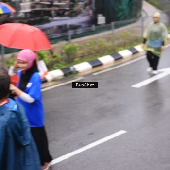 Runner Photo 7951719