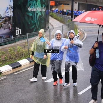 Runner Photo 7951734