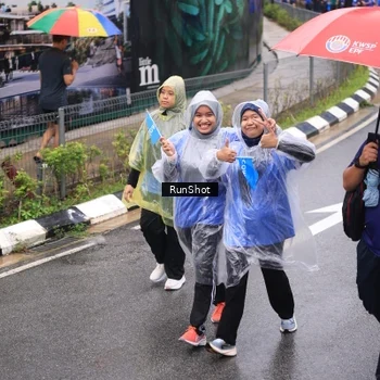 Runner Photo 7951747