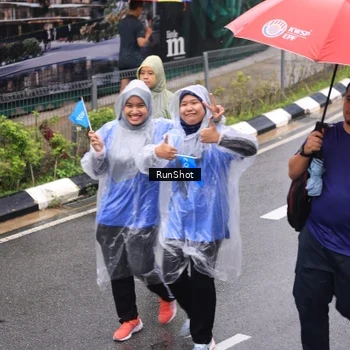 Runner Photo 7951770