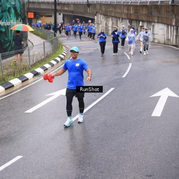Runner Photo 7951787