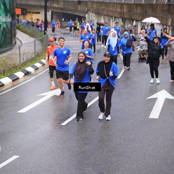Runner Photo 7951789