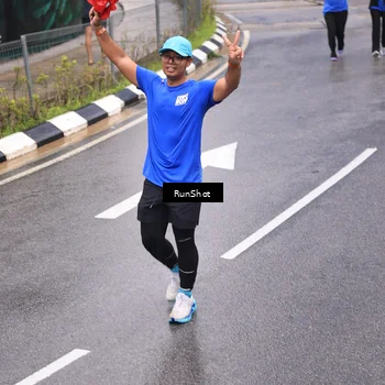 Runner Photo 7951793