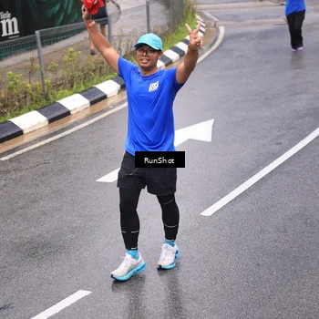 Runner Photo 7951794