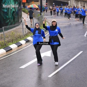 Runner Photo 7951827