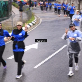 Runner Photo 7951837