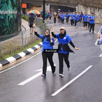 Runner Photo 7951838