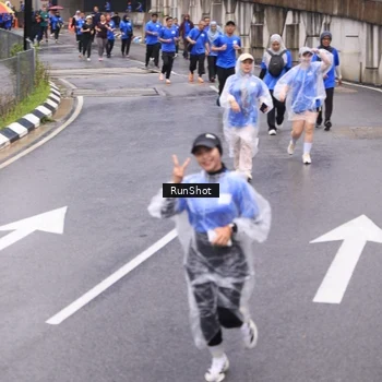 Runner Photo 7951839