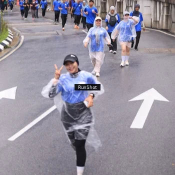 Runner Photo 7951842