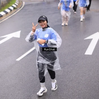 Runner Photo 7951844