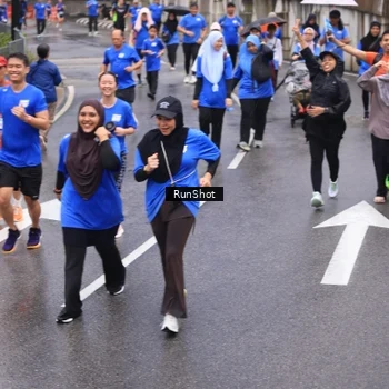 Runner Photo 7951854