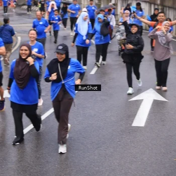 Runner Photo 7951866