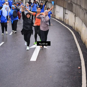 Runner Photo 7951921