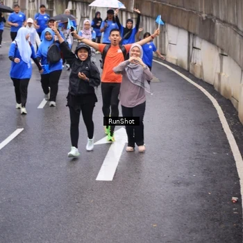 Runner Photo 7951941