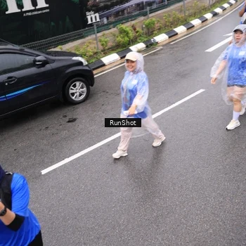 Runner Photo 7951963