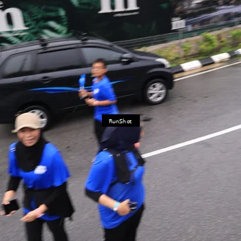 Runner Photo 7952065