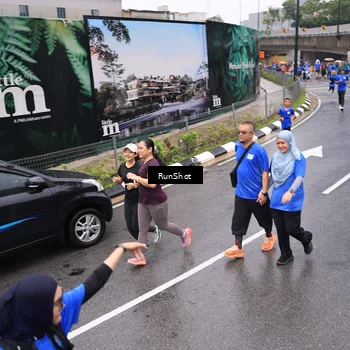 Runner Photo 7952095