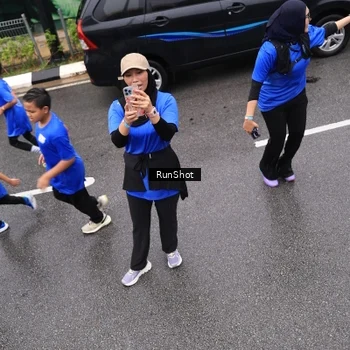 Runner Photo 7952169