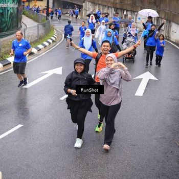 Runner Photo 7952174