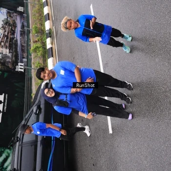Runner Photo 7952219