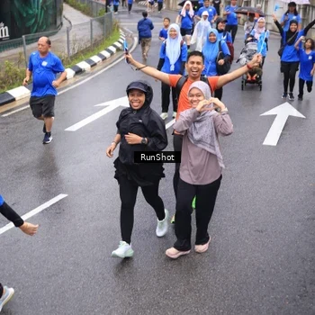 Runner Photo 7952226