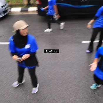 Runner Photo 7952227