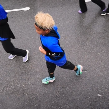 Runner Photo 7952234