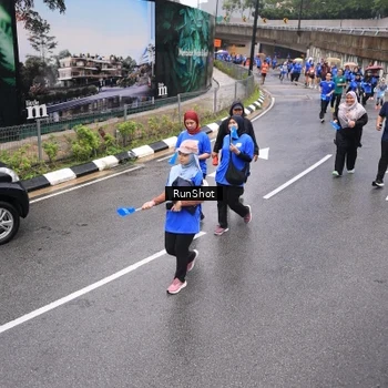 Runner Photo 7952256