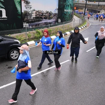 Runner Photo 7952263