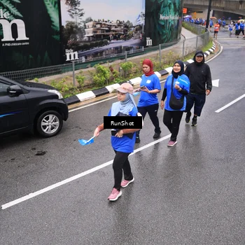 Runner Photo 7952264