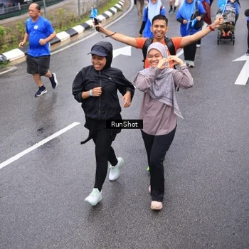 Runner Photo 7952269
