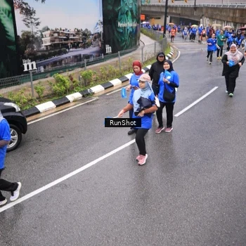 Runner Photo 7952270
