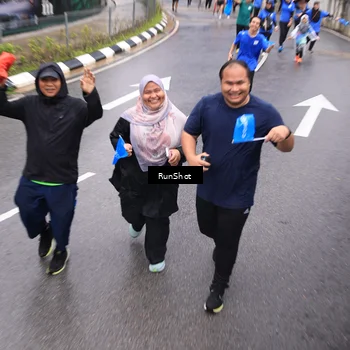 Runner Photo 7952276