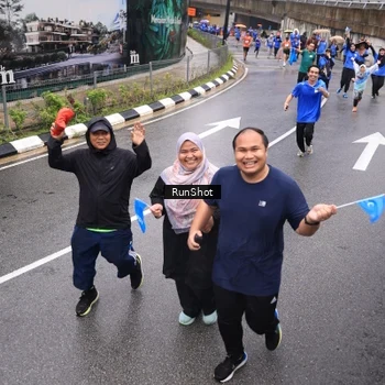 Runner Photo 7952286