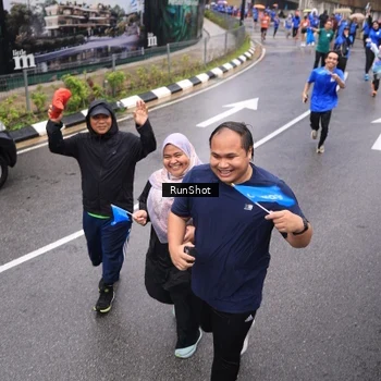 Runner Photo 7952288