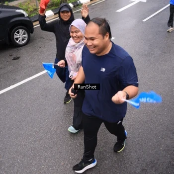 Runner Photo 7952290