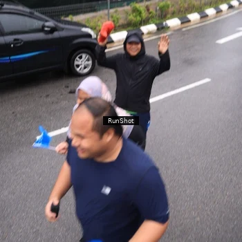 Runner Photo 7952292