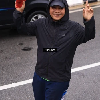 Runner Photo 7952300