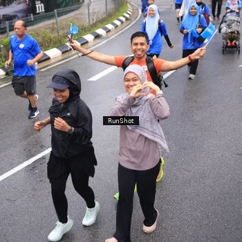 Runner Photo 7952322