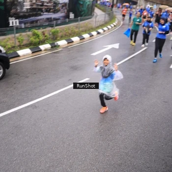 Runner Photo 7952345