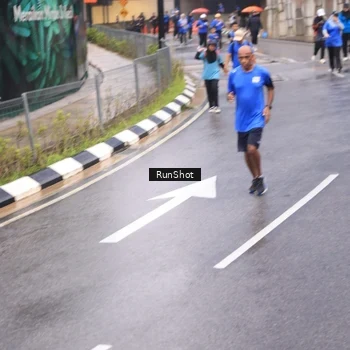 Runner Photo 7952353