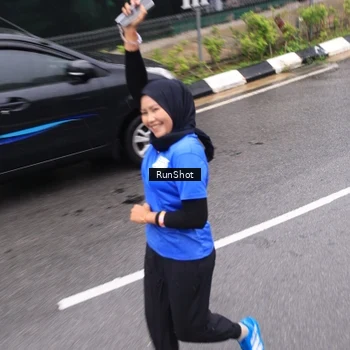 Runner Photo 7952369