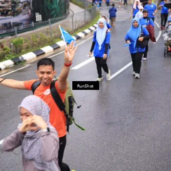 Runner Photo 7952377