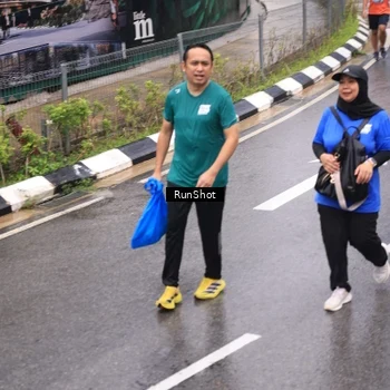 Runner Photo 7952389
