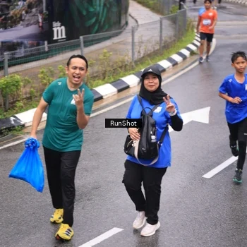 Runner Photo 7952407