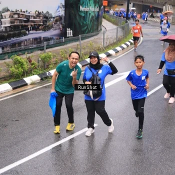Runner Photo 7952409