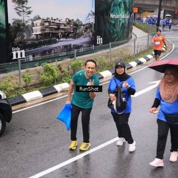 Runner Photo 7952433