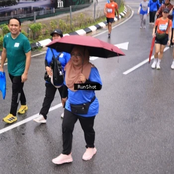 Runner Photo 7952444