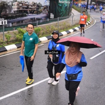 Runner Photo 7952445