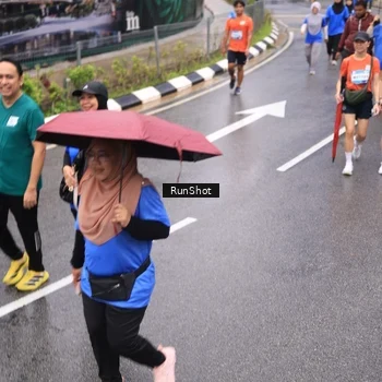 Runner Photo 7952451